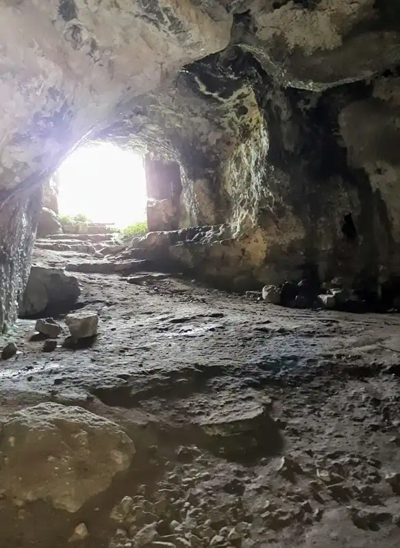 Grotta di Chiancariello — Bitonto