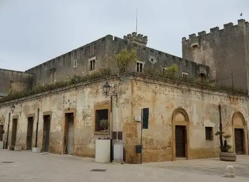 Castello Dentice di Frasso — San Vito dei Normanni
