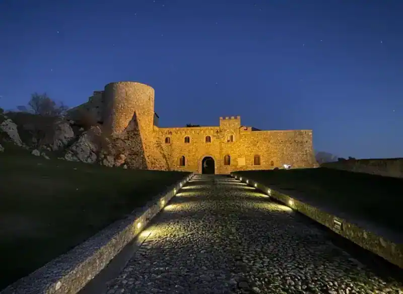 Castello di Bovino — Bovino