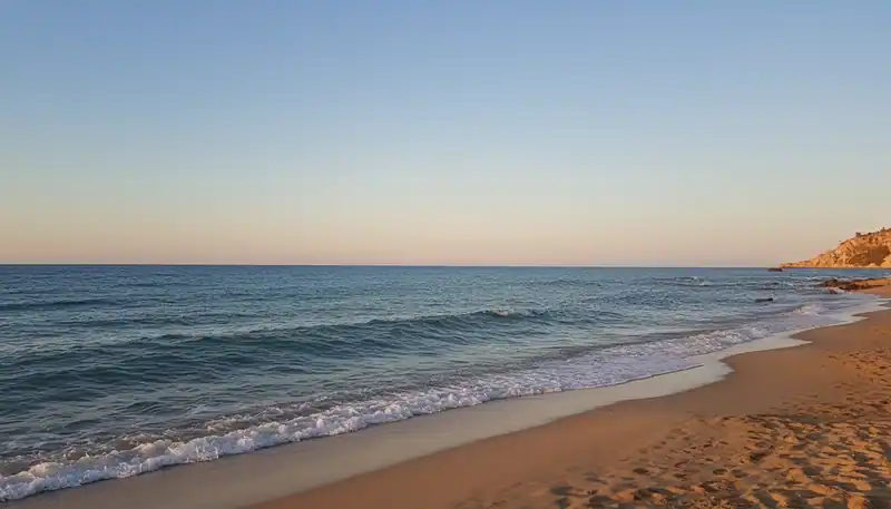 Spiaggia di Murgia della Madonna (Spiaggia del Sospetto) — -
