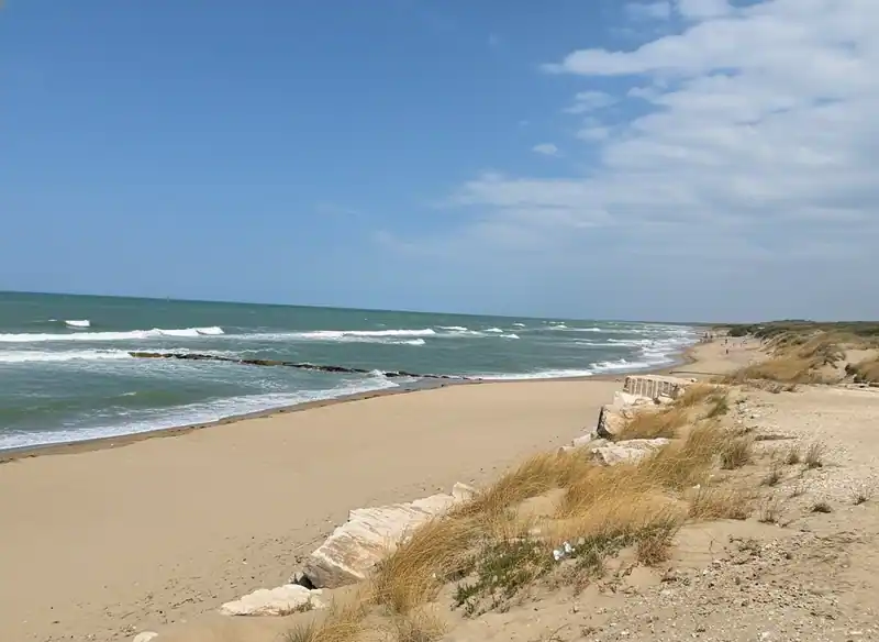 Spiaggia di Marina di Chieuti — -