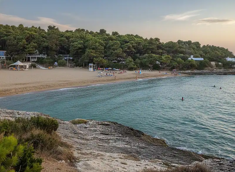 Punta Lunga Beach — -