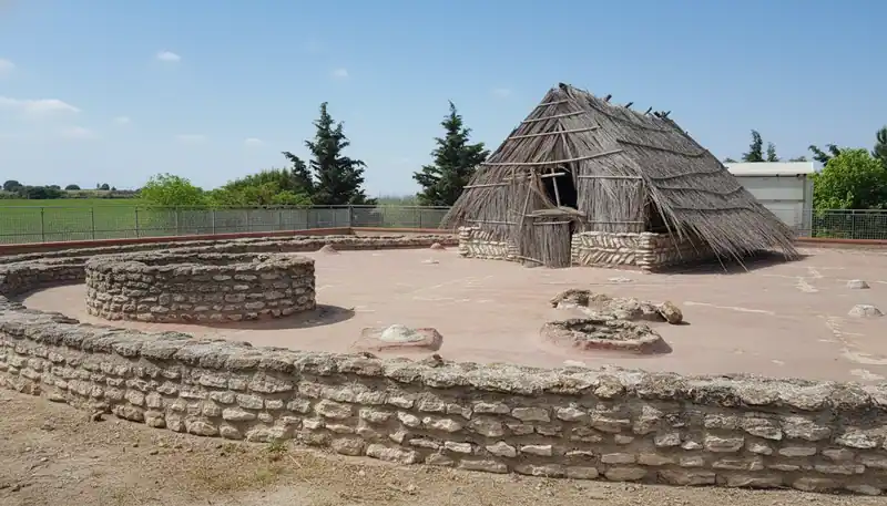 Passo di Corvo: Ancient Neolithic Village in Foggia