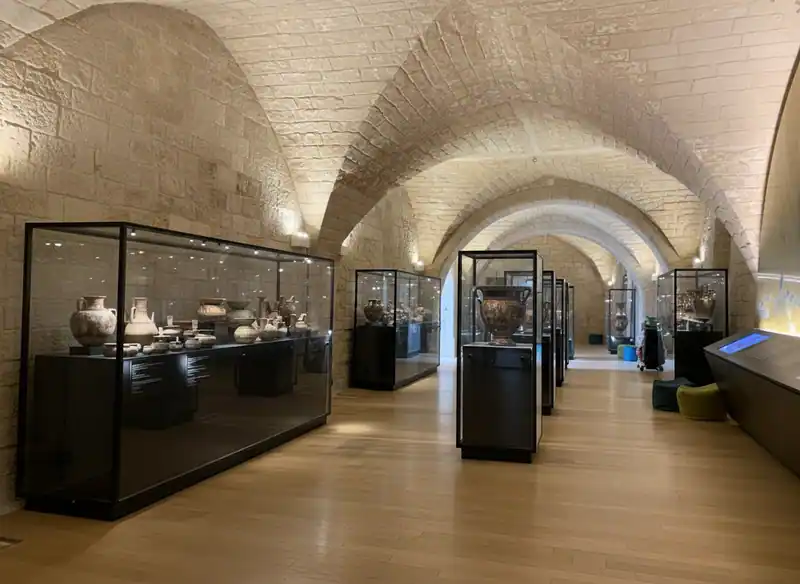 Museo Archeologico di Santa Scolastica: viaggio nella storia antica di Bari