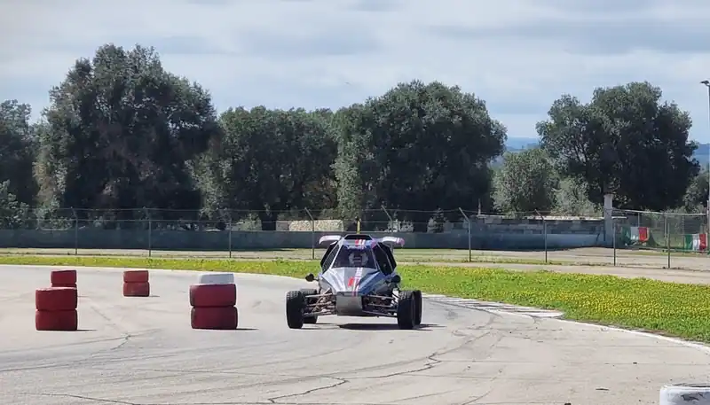 Go-Kart-Bahn in Torricella | Vollgas im Hinterland