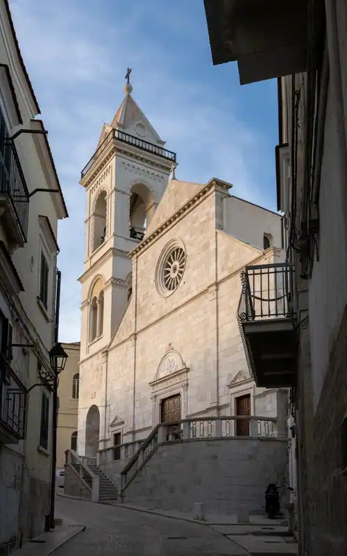 Kirche Mariä Himmelfahrt in Minervino Murge