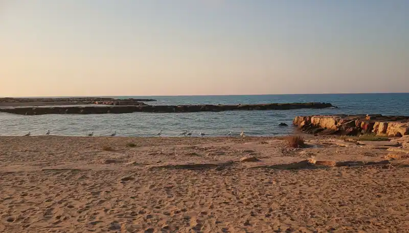 Freier Strand Margherita di Savoia: Meer ohne Eintritt