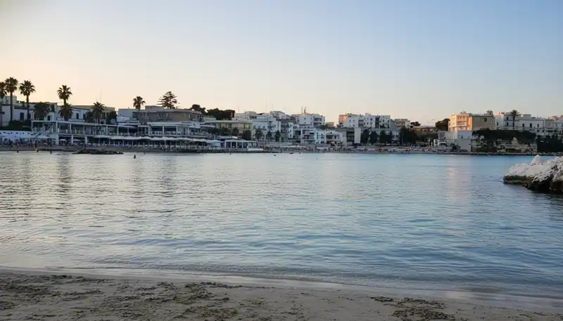 Spiaggetta del Molo (Spiaggia dei Bambini) — Otranto