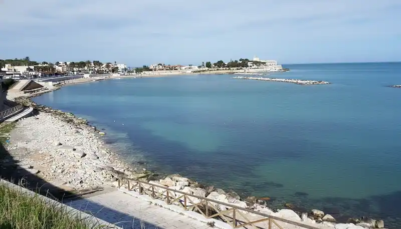 Seconda Spiaggia — Trani