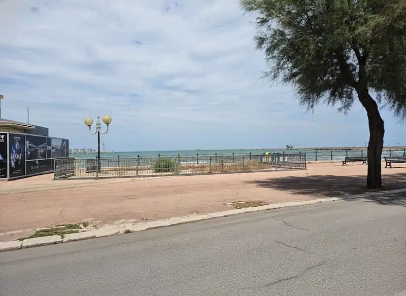 Spiaggia della Litoranea di Levante — -