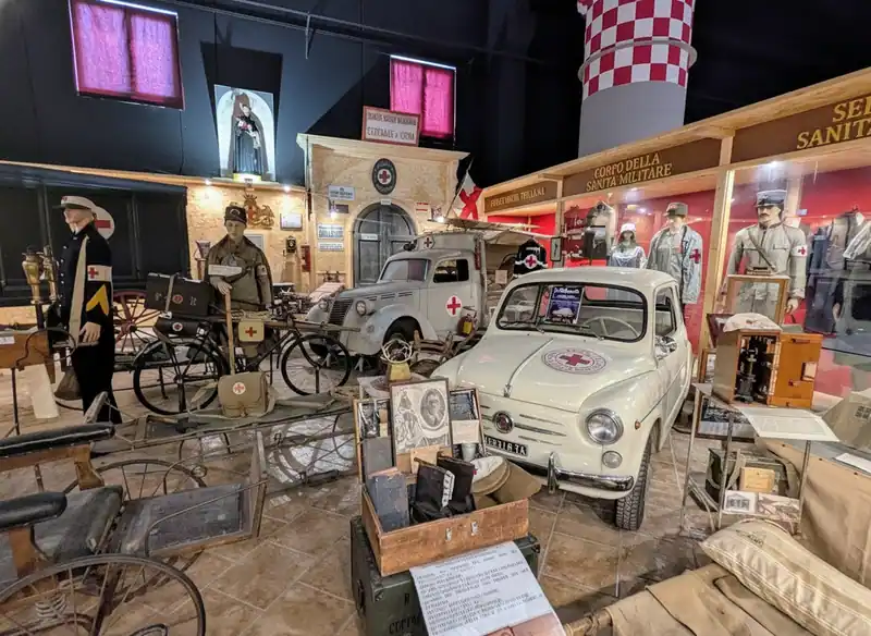 Museo Storico dei Pompieri e della Croce Rossa Italiana — -