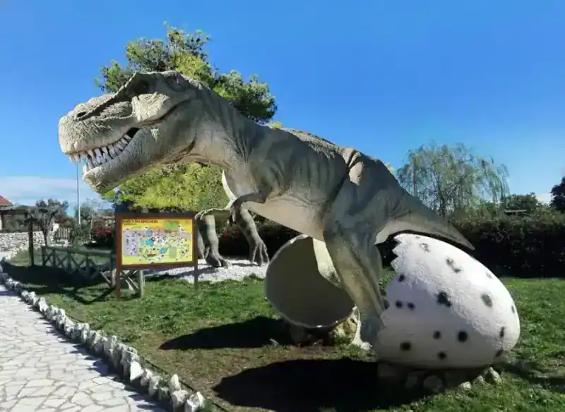 Museo Paleontologico dei Dinosauri — Borgo Celano