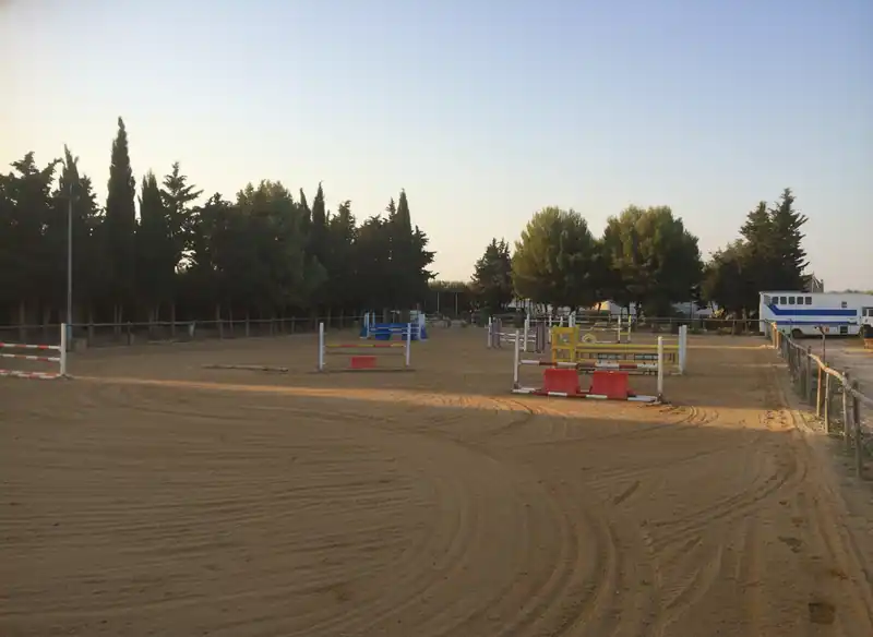 Circolo Ippico Oxer — Bisceglie